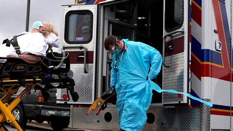 Mỹ đối diện với nguy cơ bùng phát dịch lần thứ 4 sau hàng loạt lệnh dỡ bỏ hạn chế