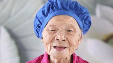 Cụ bà 107 chưa một lần ốm, ghi nhớ tuổi tác của hơn 30 thành viên trong gia đình