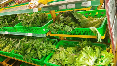 TP.HCM sau 3 ngày giãn cách xã hội, hàng thiết yếu vẫn chưa đáp ứng nhu cầu mua sắm