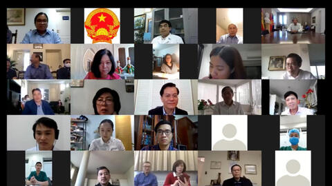 Bác sĩ Việt tư vấn trực tuyến miễn phí cho người Việt Nam ở nước ngoài chống dịch COVID-19   