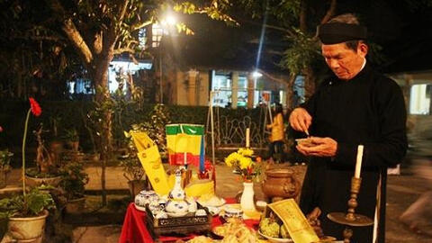 Văn khấn cúng giao thừa ngoài trời Tết Nguyên đán Tân Sửu 2021