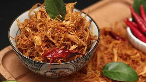 Món ngon mỗi ngày: Hướng dẫn cách làm khô gà xé cay đơn giản tại nhà qua 5 bước