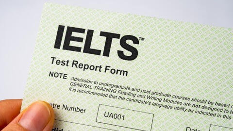 Bộ GD&ĐT cho phép một số đơn vị tổ chức thi IELTS trở lại