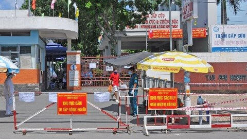 2 nhân viên bệnh viện quận Tân Phú nghi nhiễm COVID-19