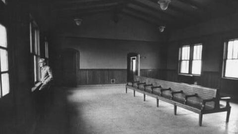 Đánh mất đam mê với tất cả mọi thứ trong đời - sự bơ vơ trong tự do cá nhân