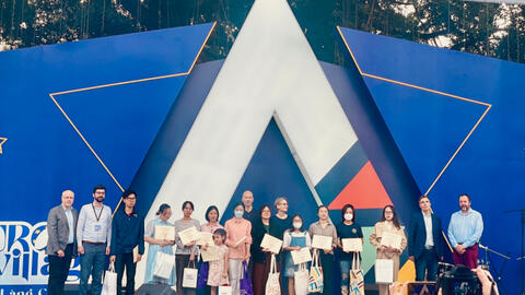 Khám phá châu Âu  qua những trang sách