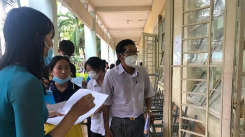 Thí sinh 58 tuổi ở TP.HCM lần thứ 3 dự thi tốt nghiệp THPT vì lý do đặc biệt