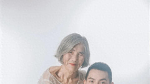 Chàng trai 24 tuổi chụp ảnh cưới với cụ bà 85 tuổi, câu chuyện phía sau của "hai con người không cùng máu mủ" này khiến ai cũng ngậm ngùi