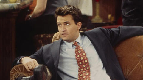 Vài giờ trước khi đột ngột qua đời trong bồn tắm của tài tử "Friends"