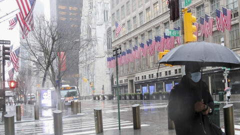 Nhật ký #cáchlyxãhội: Những ngày giới nghiêm ở New York