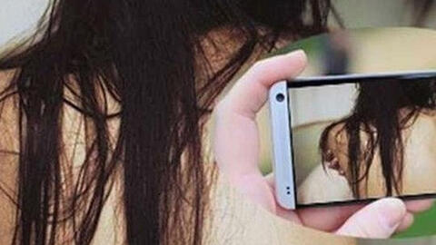 Người phát tán clip nóng của diễn viên Vũ Thư trên mạng có thể bị phạt tới 15 năm tù?