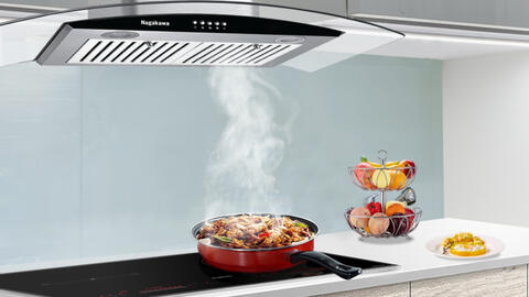 Có nên đóng cửa sổ khi bật máy hút mùi không?