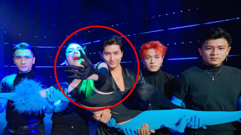 Lệ Quyên đưa Lâm Bảo Châu lên sân khấu "Chị đẹp" chung với Hồng Nhung - Trang Pháp, còn nhảy múa bưng bê