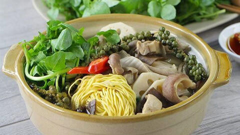 Món ngon mỗi ngày: Cách làm bao tử hầm tiêu xanh nước dừa độc đáo