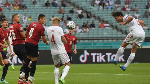 Hạ gục CH Czech, Đan Mạch tiếp tục hành trình kì diệu tại Euro 2020
