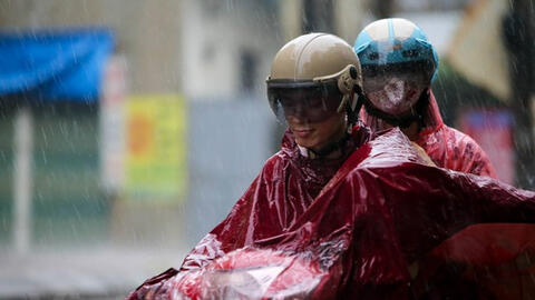 Đề phòng mưa to trên nhiều khu vực trong cả nước dịp cuối tuần