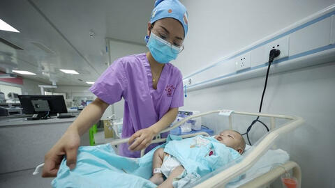 Trung Quốc: Nỗi ám ảnh đeo đẳng về chính sách một con