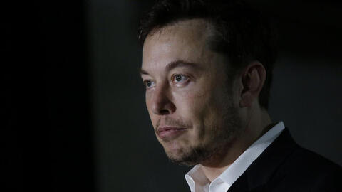 Elon Musk vận động hành lang cho Tesla và SpaceX như thế nào?