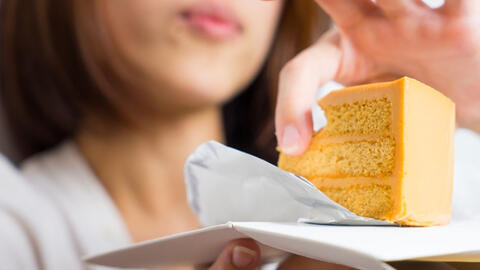 Có 7 thói quen ăn uống này chẳng khác nào "phá nát" dạ dày của mình, nhiều người Việt vẫn làm mà không nhận ra