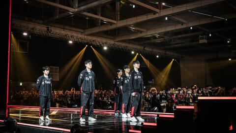 Khán giả buông lời phũ sau trận chung kết "1h đánh 4h phỏng vấn" giữa T1 - Gen.G