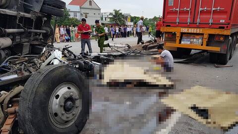 Một ngày 2 vụ tai nạn thảm khốc, 9 người tử vong