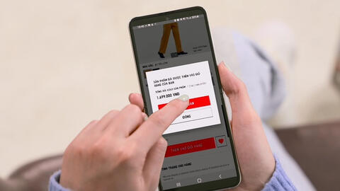 UNIQLO đã thay đổi cách kinh doanh, bắt đầu bán hàng trực tuyến tại Việt Nam