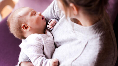Tâm sự chua chát của người phụ nữ "khó khăn lắm mới có con": Phải mất thời gian để thích nghi với phiên bản mới này của cuộc đời