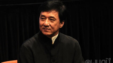 Thành Long:  'Ông vua' phim võ thuật hài hay 'tên khốn' mang bộ mặt cười?