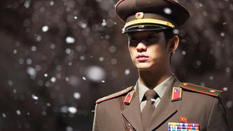 Ngoài "Hạ cánh nơi anh", đây là những bộ phim về quân nhân Bắc Hàn không nên bỏ qua