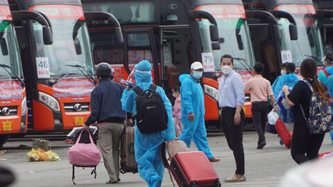 Những ai được đi xe khách liên tỉnh từ 13/10?