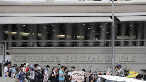 Các nhà hoạt động Hồng Kông kêu gọi G-20 giúp đỡ "giải phóng thành phố"