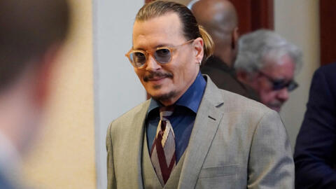 Nước hoa Dior cháy hàng vì Johnny Depp thắng kiện vợ cũ