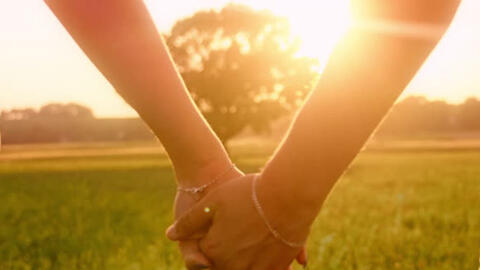 Trong cái nắng tháng 7...