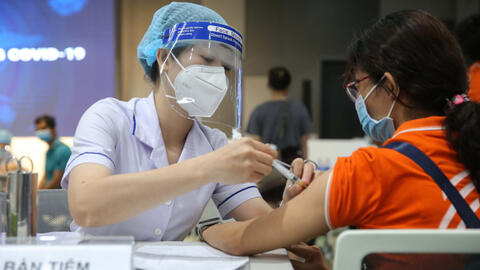 Chọn vaccine Covid-19 nào để tiêm cho trẻ?