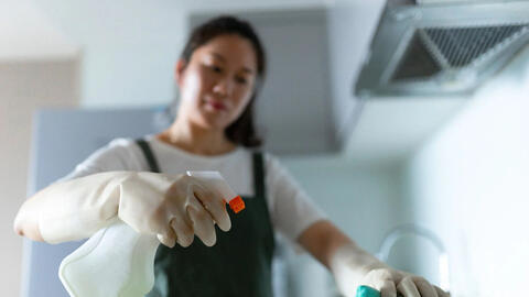 Ở Trung Quốc, chồng phải trả tiền làm việc nhà cho vợ khi ly hôn