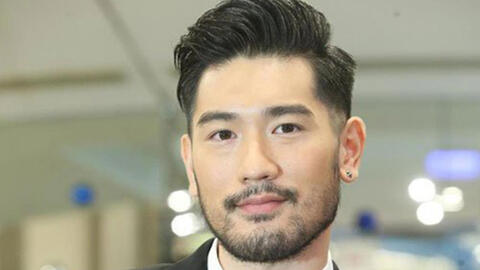 'Tài tử đẹp nhất Đài Loan' Cao Dĩ Tường đột tử là do Đài truyền hình Chiết Giang vô trách nhiệm?