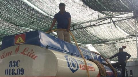 Hoạt động kinh doanh xăng dầu sắp bị kiểm tra đồng loạt sau vụ xăng giả