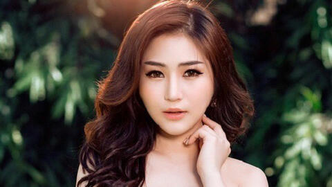 Rời Việt Nam, Hương Tràm làm gì trên đất Mỹ?