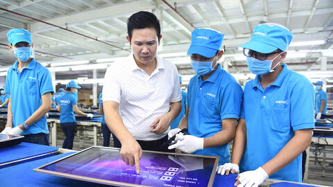 Chủ tịch Asanzo Phạm Văn Tam doạ kiện báo Tuổi Trẻ