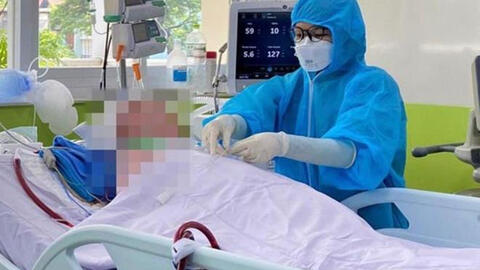 48 ngày không có ca mắc COVID-19 ở cộng đồng, phi công người Anh tỉnh táo hoàn toàn, tiếp tục điều trị vật lý trị liệu