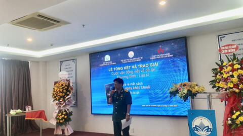 Nhà báo Huỳnh Dũng Nhân nhận giải cao nhất bút ký viết về Thương binh-Liệt sĩ