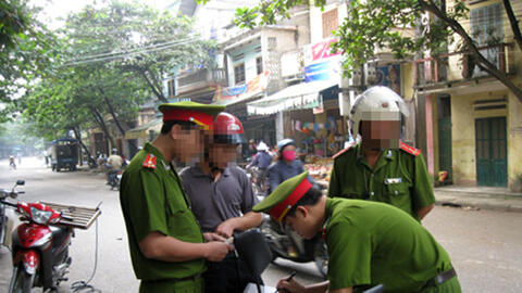 Công an xã có quyền dừng xe, kiểm soát trên các tuyến quốc lộ không?