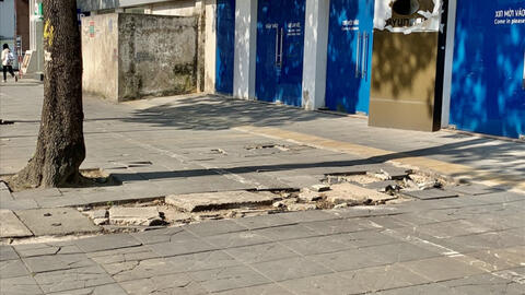 Hà Nội: Đá lát vỉa hè được quảng cáo độ bền 70 năm nhưng đã bung vỡ chỉ sau 2 năm sử dụng