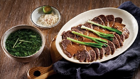 Món ngon mỗi ngày: Bắp bò xốt pate chấm muối tắc