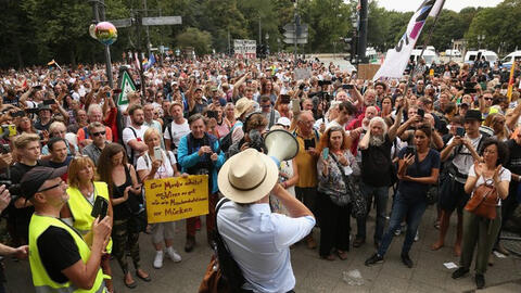 WHO kêu gọi các nước lắng nghe người biểu tình phản đối biện pháp chống dịch Covid-19