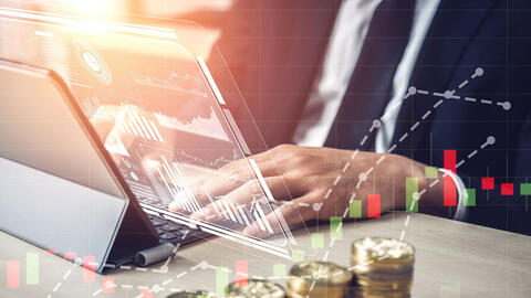 Góc nhìn chuyên gia tuần mới: Cổ phiếu bank sẽ dần hồi phục nhưng sóng ngành chưa sớm trở lại