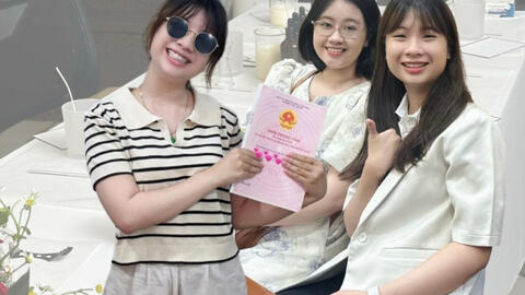 2k5 và chị gái tặng nhà "báo hiếu" cho mẹ sau 3 năm khởi nghiệp bán nến thơm: Mình không nhận sự hỗ trợ tài chính từ bất kỳ ai