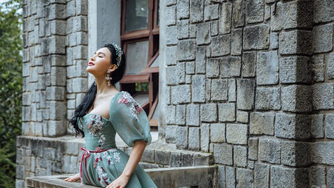 Nhật Huyền với "Nụ hôn đánh thức": Sự khác biệt từ Traditional Pop âm hưởng nhạc kịch