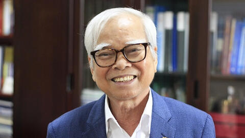 "Bố hỏi: Lớp có đứa nào điểm 10 không? "Có" là ăn đòn", câu chuyện của thầy Hiệu trưởng ở Hà Nội khiến nhiều cha mẹ giật mình