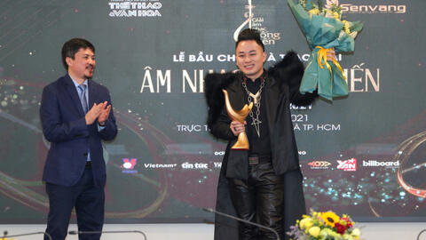 Dế Choắt và Rap Việt chiến thắng tại Giải Cống hiến 2021